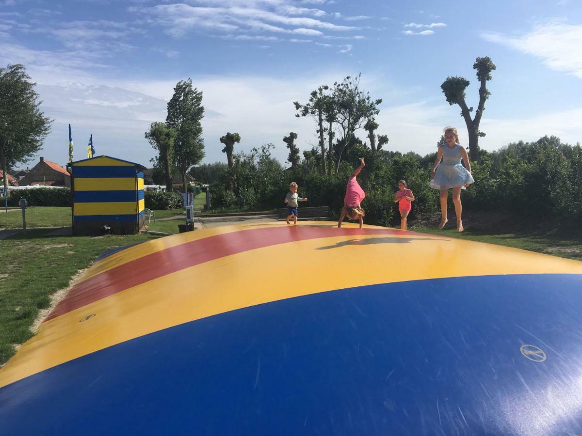 ホテル Kustpark Strand ウェステンデ エクステリア 写真